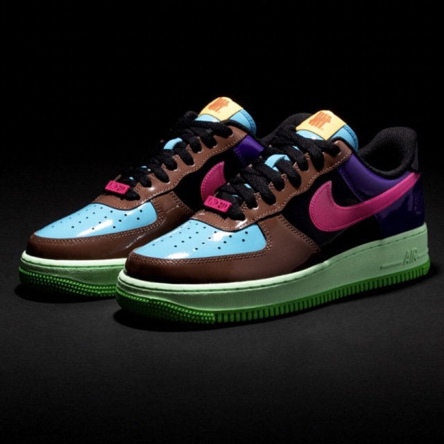 NIKE(ナイキ)のNike Air Force 1 Low  メンズの靴/シューズ(スニーカー)の商品写真