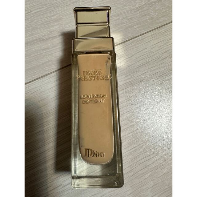 Dior プレステージ ルネクタードゥタン ファンデーション