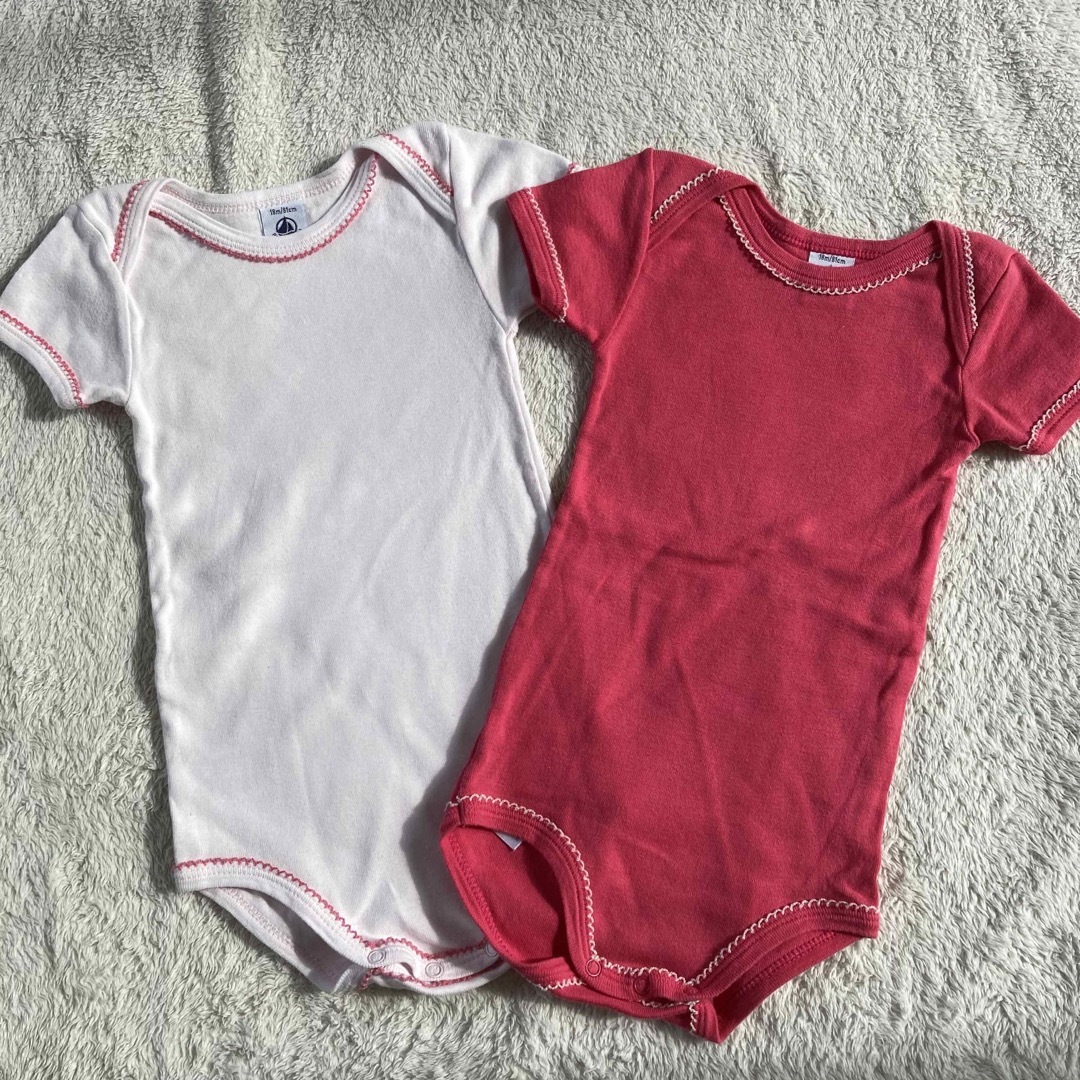 PETIT BATEAU(プチバトー)のプチバトー　肌着　ロンパース　ユニクロ　ファミリア キッズ/ベビー/マタニティのベビー服(~85cm)(ロンパース)の商品写真