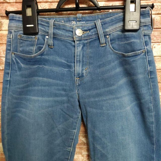 Levi's(リーバイス)のリーバイス レディース ボーイフレンド ジーンズ W26(66cm) レディースのパンツ(デニム/ジーンズ)の商品写真