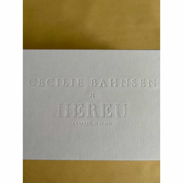 ✳︎新品✳︎ セシリーバンセン Cecilie Bahnsen × HEREU 若者の大愛