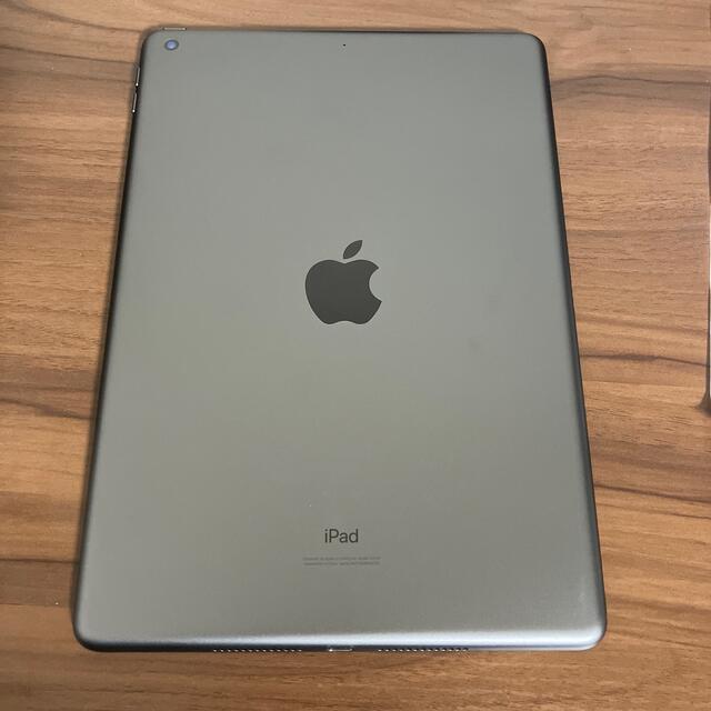 iPad 第8世代 128GB スペースグレー