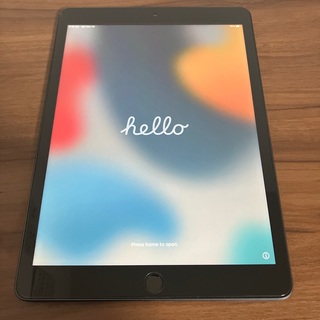 iPad 10.2インチ 第8世代 128GB スペースグレイ