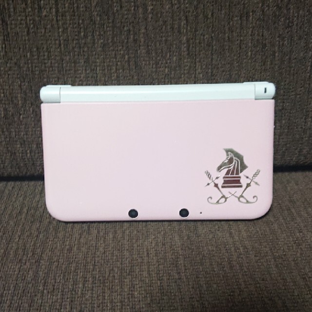 ニンテンドー3DS(ニンテンドー3DS)の【ゆっひ様専用】Nintendo 3DS LL⭐ホワイト×ピンク エンタメ/ホビーのゲームソフト/ゲーム機本体(家庭用ゲーム機本体)の商品写真