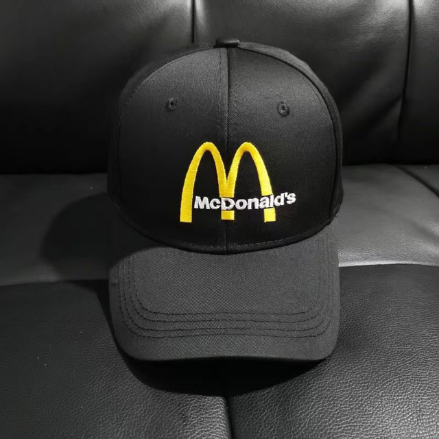 マクドナルド　キャップ 帽子　ブラック　企業物　ハンバーガー マクド海外
