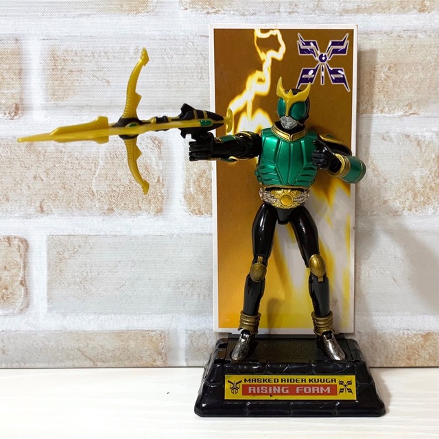 BANDAI(バンダイ)の✨週末限定セール✨ 装着変身 仮面ライダークウガ5 ライジングフォームセット エンタメ/ホビーのフィギュア(特撮)の商品写真