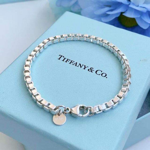 Tiffany & Co.(ティファニー)の【超美品正規品】TIFFANY　ベネチアン ブレスレット　箱保存袋付　AG925 メンズのアクセサリー(ブレスレット)の商品写真