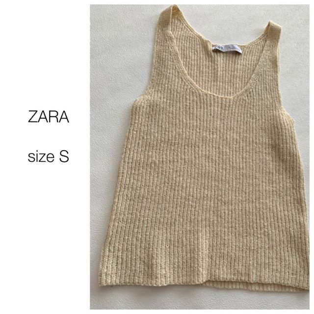 ZARA(ザラ)のZARA ニットタンクトップ アイボリー レディースのトップス(ニット/セーター)の商品写真
