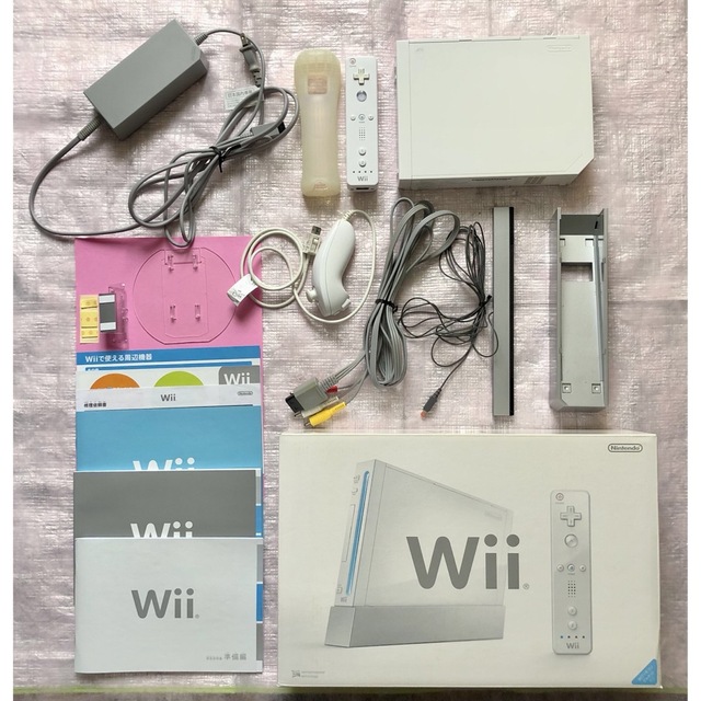 Nintendo Wii RVL-S-WD 本体