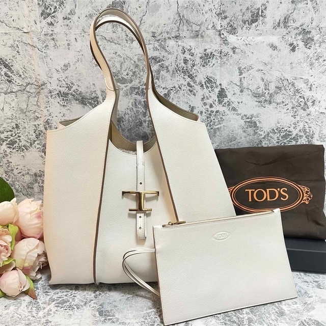 TOD’S✩.美品♥T タイムレス  ショッピングバッグ ミディアム ホワイトTOD