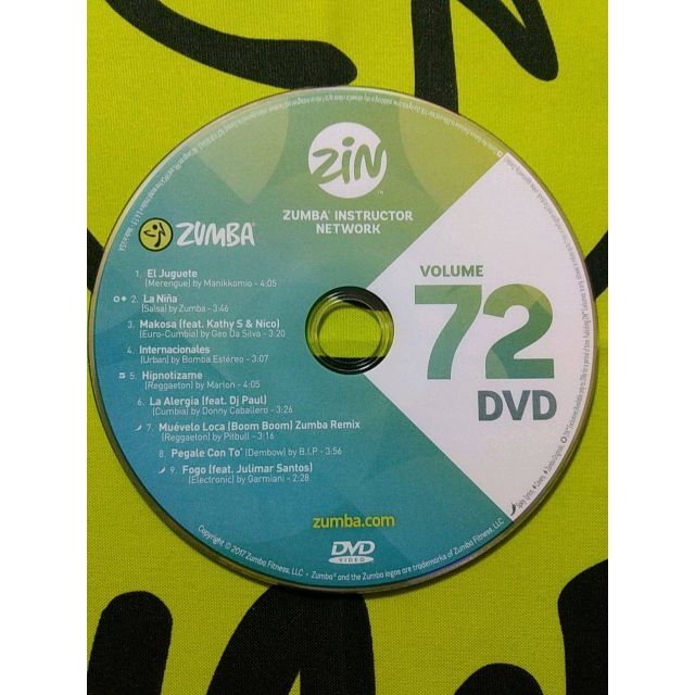 Zumba(ズンバ)のZUMBA　ズンバ　ZIN72　CD＆DVD　インストラクター専用 エンタメ/ホビーのDVD/ブルーレイ(スポーツ/フィットネス)の商品写真