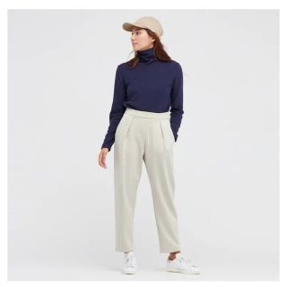 ユニクロ(UNIQLO)のaya様専用❣️❣️ユニクロ ストレッチダブルフェイスイージーテーパードパンツ(クロップドパンツ)