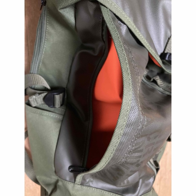 ALPHA INDUSTRIES(アルファインダストリーズ)のALPHA INDUSTRIESバッグパック　グリーン メンズのバッグ(バッグパック/リュック)の商品写真