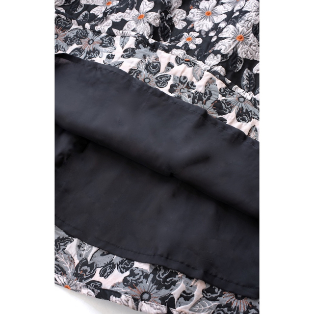 OBLI(オブリ)のOBLI ピンクフラワージャガードスカート レディースのスカート(ロングスカート)の商品写真