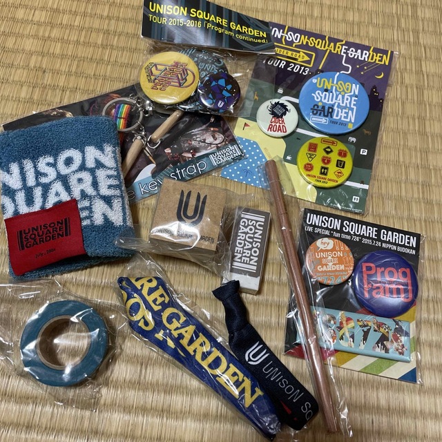 UNISON SQUARE GARDEN(ユニゾンスクエアガーデン)のUNISON SQUARE GARDENグッズまとめ売り エンタメ/ホビーのタレントグッズ(ミュージシャン)の商品写真