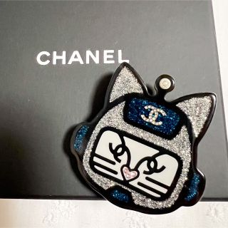 シャネル(CHANEL)の【専用】CHANEL シャネル ロボット キャット ネコ ブローチ(ブローチ/コサージュ)