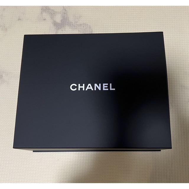 CHANEL(シャネル)のシャネル　空箱　バッグ レディースのバッグ(ショップ袋)の商品写真