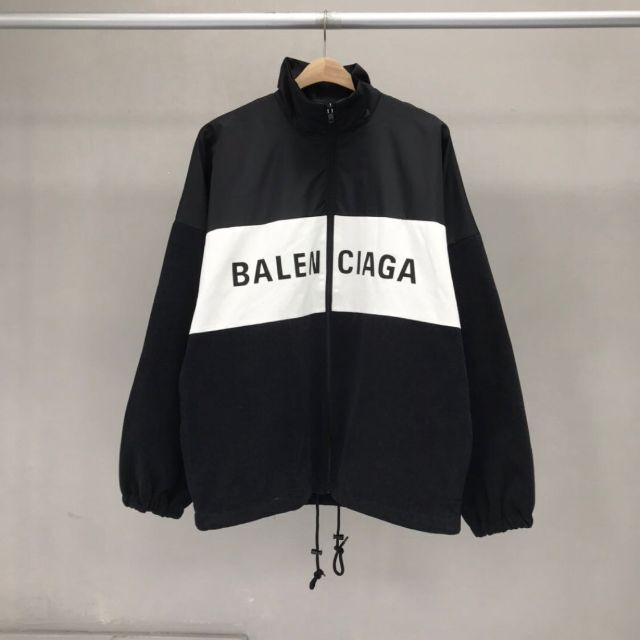 にコメント Balenciaga - バレンシアガ ジップアップナイロン