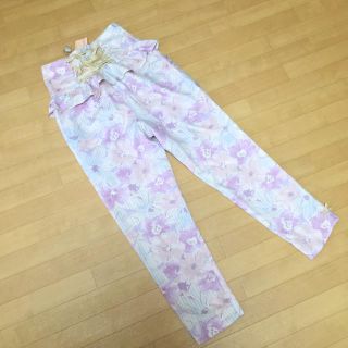 リズリサ(LIZ LISA)の新品！リズリサ フラワーフリルズボン♡(カジュアルパンツ)