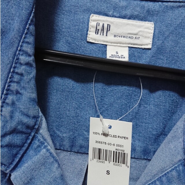 GAP(ギャップ)のGAP シャツ レディースのトップス(シャツ/ブラウス(長袖/七分))の商品写真