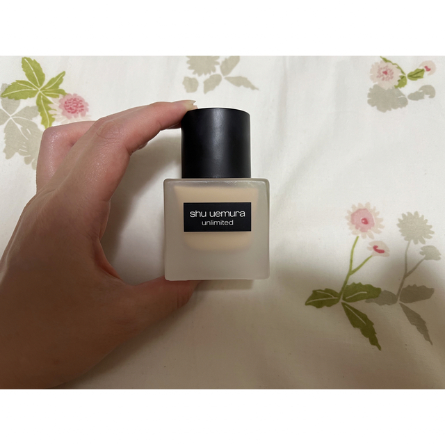 shu uemura(シュウウエムラ)のお値下げです❕アンリミテッド　ラスティング　フルイド　584 コスメ/美容のベースメイク/化粧品(ファンデーション)の商品写真