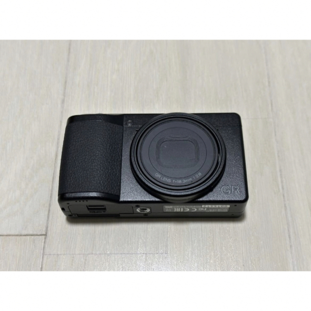 極美品】RICOH GR III リコー GR 3【ブルーリング等オマケ付き 極美品】RICOH GR III リコー GR 3【ブルーリング等オマケ付き