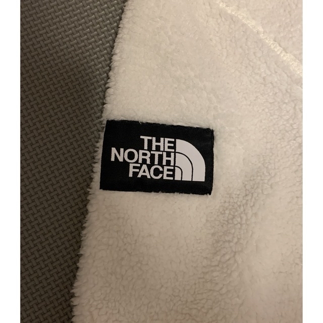 THE NORTH FACE(ザノースフェイス)のノースフェイス　ボア　フリース　ホワイト　XL 韓国限定 メンズのジャケット/アウター(その他)の商品写真