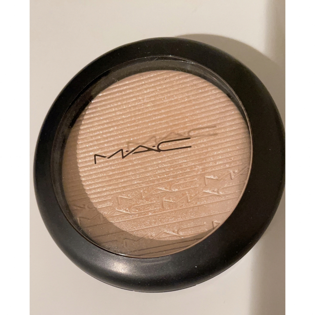 MAC(マック)のM・A・C エクストラ ディメンション スキンフィニッシュ コスメ/美容のベースメイク/化粧品(フェイスパウダー)の商品写真