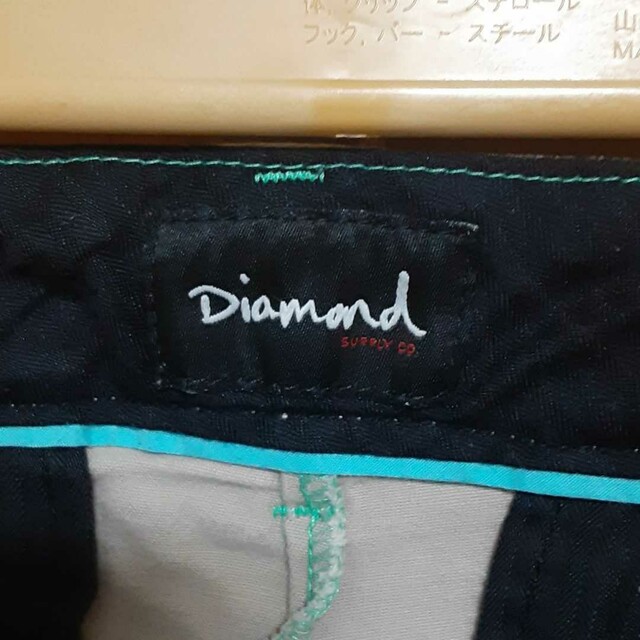 【レア物】W34ダイヤモンドサプライDiamond Supplyチノパンベージュ メンズのパンツ(チノパン)の商品写真