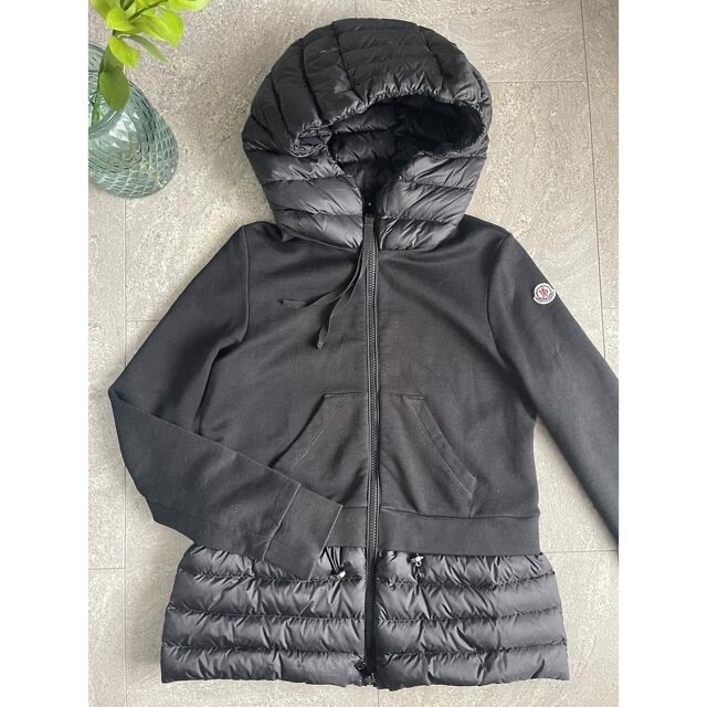 【美品】MONCLER モンクレール レディース パーカー S