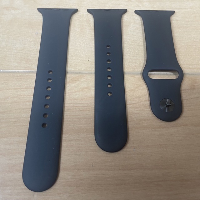 Apple Watch(アップルウォッチ)の【極美品】Apple watch スポーツバンド ブラック 44mm スマホ/家電/カメラのスマホアクセサリー(その他)の商品写真