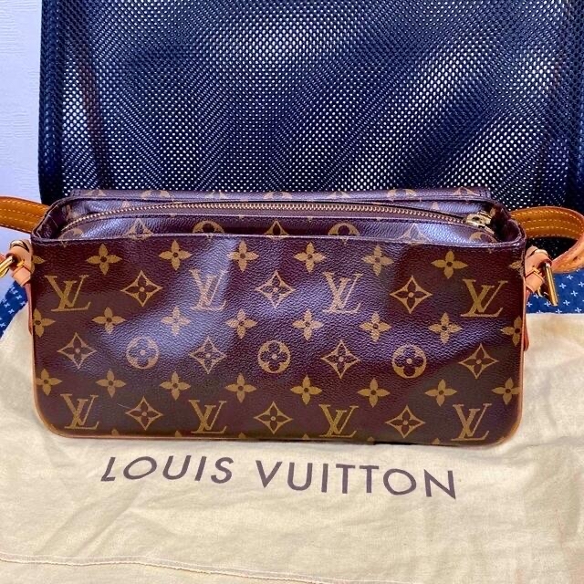 LOUIS VUITTON(ルイヴィトン)のルイ・ヴィトン モノグラム ヴィバ・シテMM  美品　廃番 レディースのバッグ(ショルダーバッグ)の商品写真