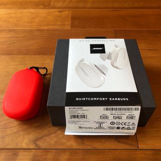 ボーズ(BOSE)のBOSE QUIETCOMFORT EARBUDS SOAPSTONE カバー付(ヘッドフォン/イヤフォン)