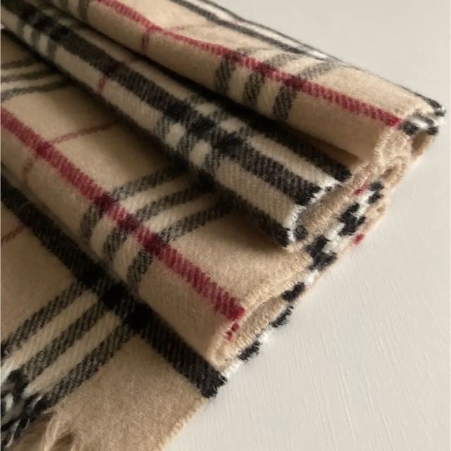 BURBERRY(バーバリー)の専用！バーバリー　カシミヤ混　チェック　マフラー　Burberry  キッズ/ベビー/マタニティのこども用ファッション小物(マフラー/ストール)の商品写真