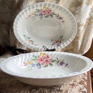 ロイヤルドルトン(Royal Doulton)の英国製 ロイヤルドルトン  ARCADIA Oval serving bowl(食器)