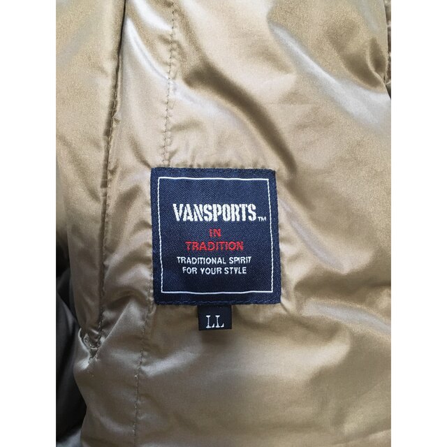 VAN Jacket(ヴァンヂャケット)の週末限定価格VAN超軽量セミロング高級ダウンジャケット‼️クリスマス特別価格❣️ メンズのジャケット/アウター(ダウンジャケット)の商品写真