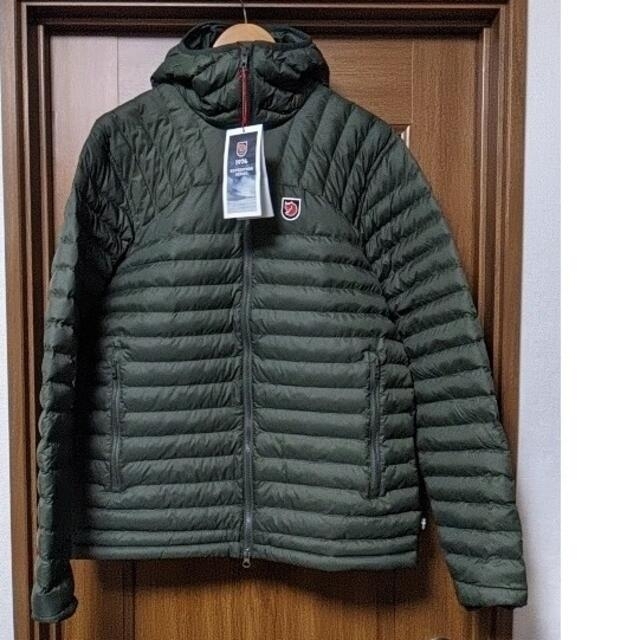 FJALL RAVEN(フェールラーベン)の【新品】 フェールラーベン Expedition Latt Hoodie M スポーツ/アウトドアのアウトドア(その他)の商品写真