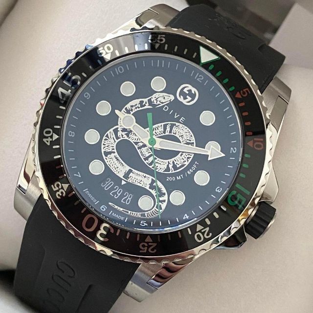 Gucci - 新品GUCCIグッチDIVEウォッチYA136323ヘビスネーク腕時計