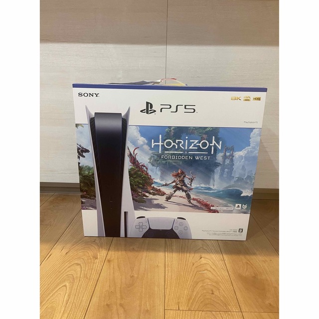 PlayStation 5 “Horizon Forbidden West” 同