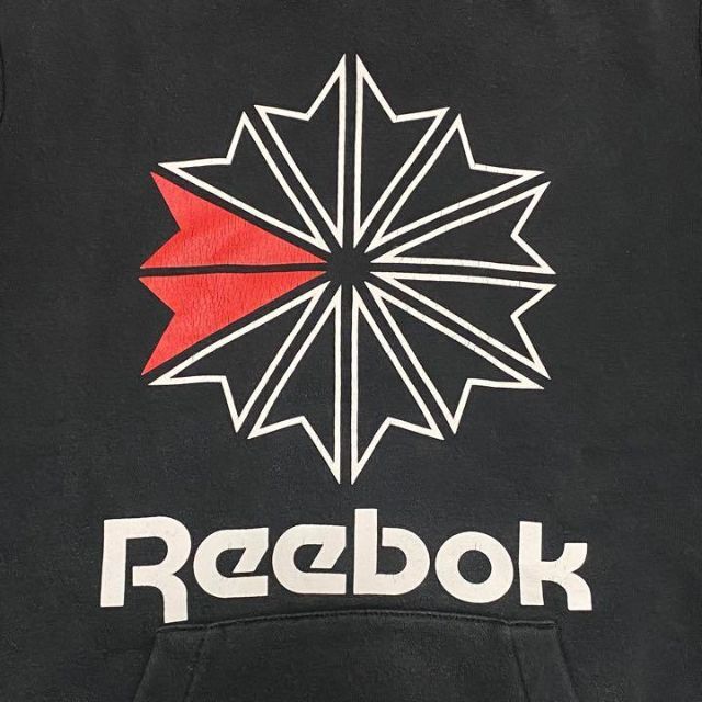 Reebok CLASSIC(リーボッククラシック)の222 リーボッククラシック クラシックロゴ パーカー 黒 Mサイズ ビックロゴ レディースのトップス(パーカー)の商品写真