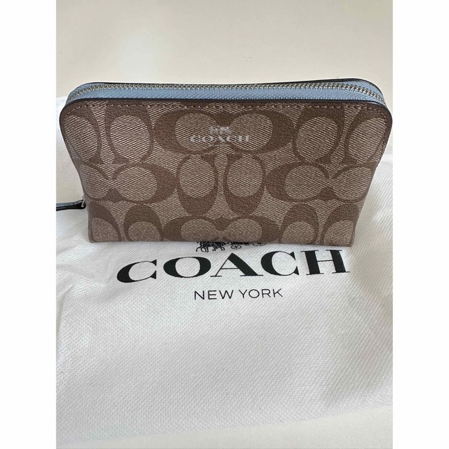 COACH(コーチ)のコーチ　ポーチ レディースのファッション小物(ポーチ)の商品写真