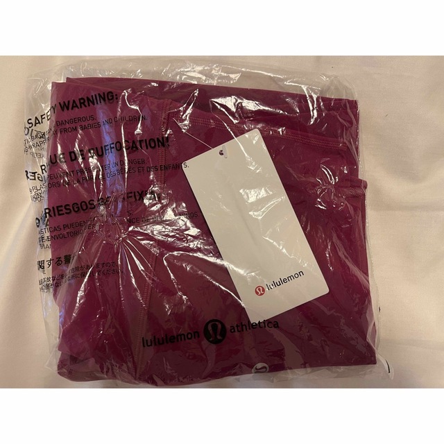 lululemon(ルルレモン)のレギンス10新品未使用 レディースのレッグウェア(レギンス/スパッツ)の商品写真