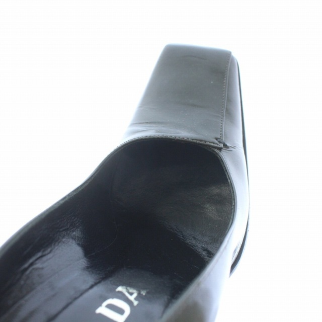 PRADA(プラダ)のプラダ パンプス スクエアトゥ エナメル 36 23cm オリーブ カーキ レディースの靴/シューズ(ハイヒール/パンプス)の商品写真