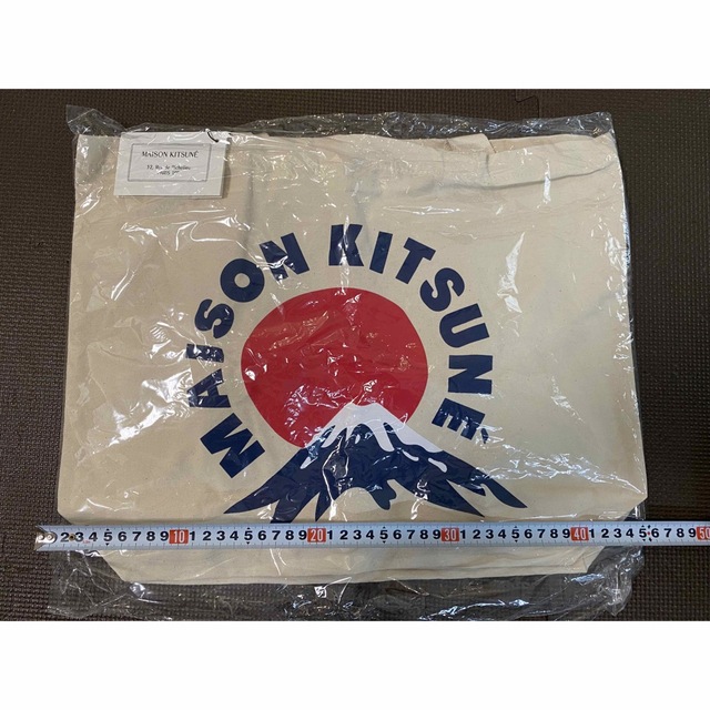 MAISON KITSUNE'(メゾンキツネ)のメゾンキツネ　トートバッグ　富士山 レディースのバッグ(トートバッグ)の商品写真