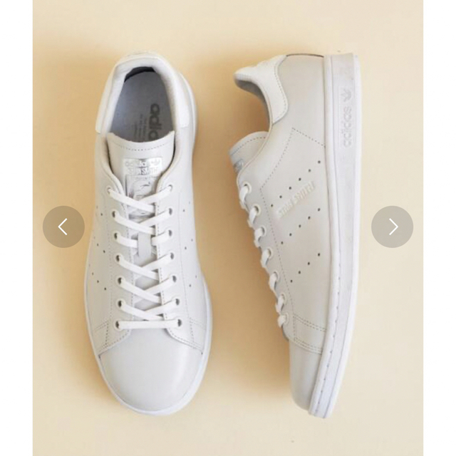 BEAUTY&YOUTH UNITED ARROWS(ビューティアンドユースユナイテッドアローズ)の【別注】adidas レザーSTANSMITH GRAY レディースの靴/シューズ(スニーカー)の商品写真