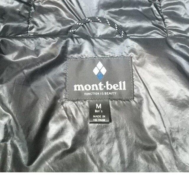 mont bell(モンベル)のmont-bell U.L.トラベルダウンハーフコート  メンズMサイズ メンズのジャケット/アウター(ダウンジャケット)の商品写真