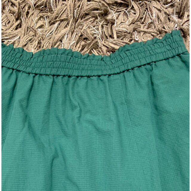 UNIQLO(ユニクロ)のユニクロ　マーメイド型ロングフレアースカート！ レディースのスカート(ロングスカート)の商品写真