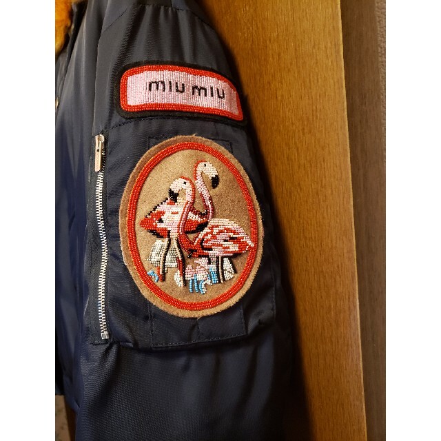miumiu(ミュウミュウ)のmiumiu ダウン レディースのジャケット/アウター(ダウンジャケット)の商品写真