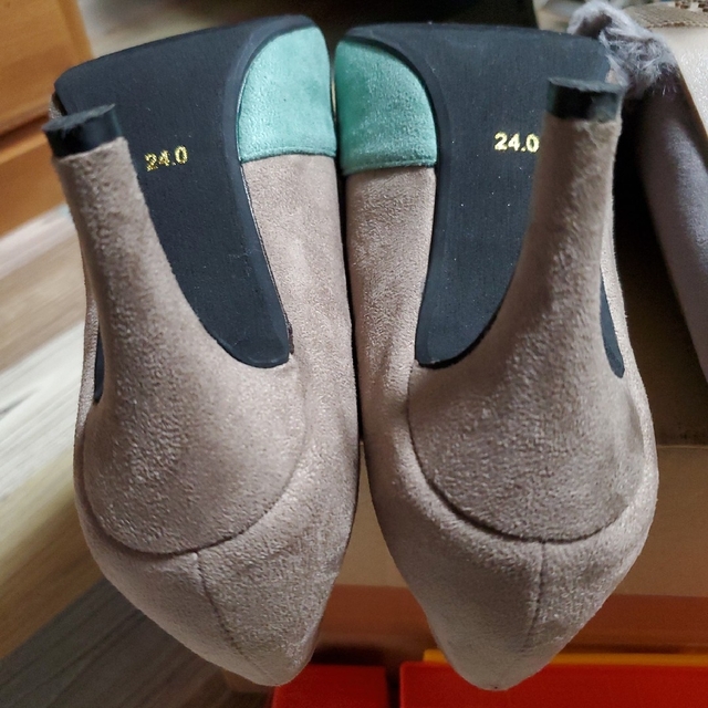 レディース　パンプス　24cm　LL　2足セット レディースの靴/シューズ(ハイヒール/パンプス)の商品写真