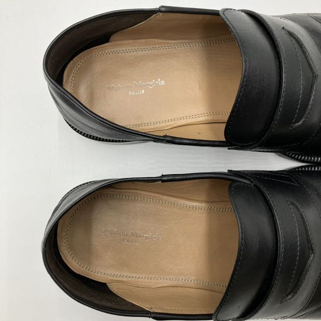 Maison Martin Margiela(マルタンマルジェラ)のメゾンマルジェラ 足袋ローファー 40サイズ Vibramソール裏張り 本革 メンズの靴/シューズ(スリッポン/モカシン)の商品写真